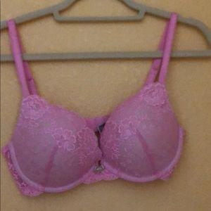 A Victoria Secret pink laced bra 36c